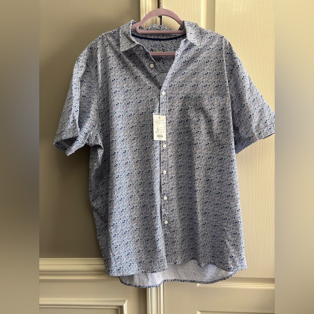 Men’s Apt 9 geometric pattern button up